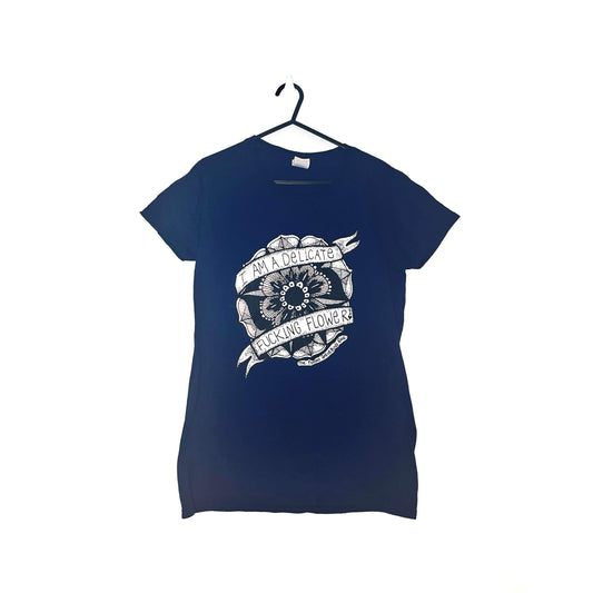 DelicateFlower - LadyfitTee - Medium - NavyBlue